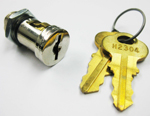 KEY CYLINDER(TOGGLE) W/KEY